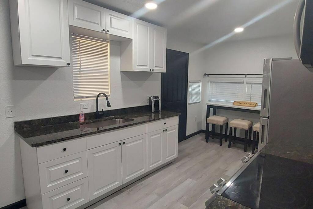 Bungalow Overlooking Lake Dora! Tavares Εξωτερικό φωτογραφία